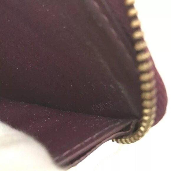 394152AD Louis Vuitton Wallet Long Patent Zippy Violette Monogram Vernis - Picture 8 of 9